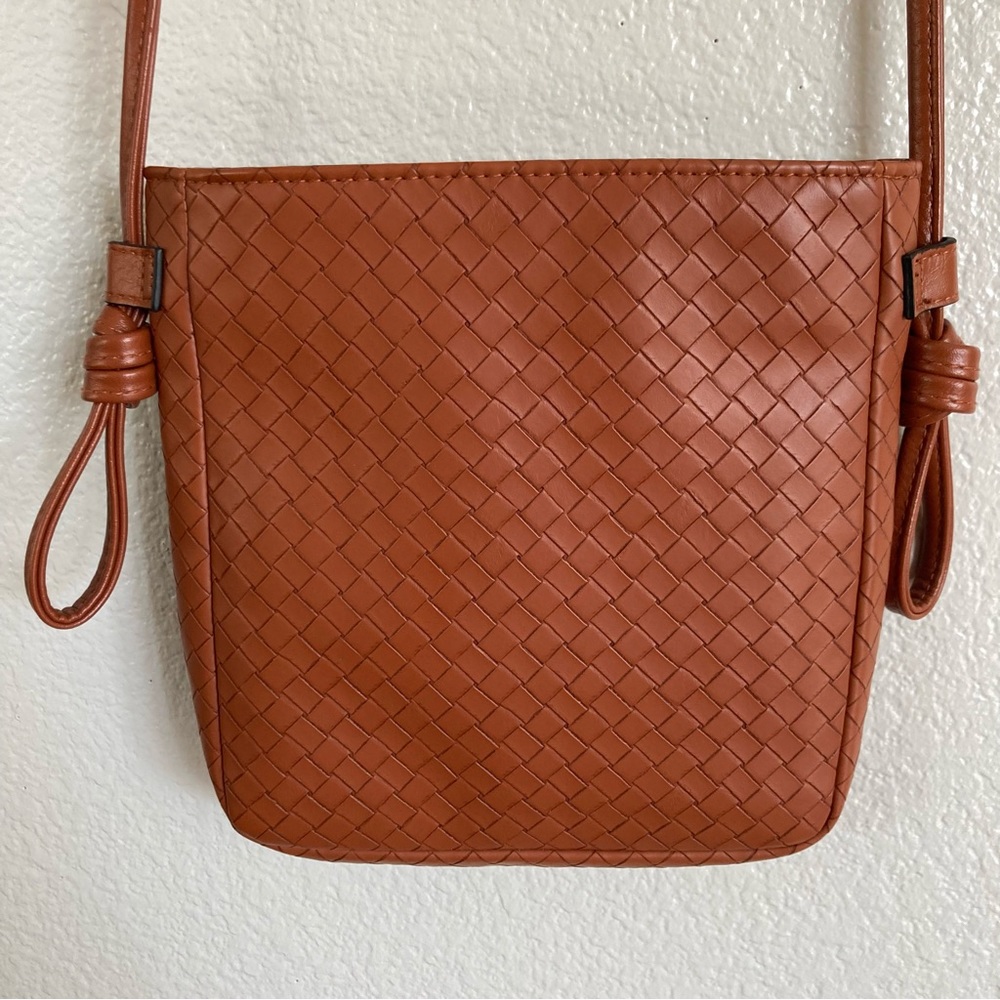 Small Brown/Tan Purse